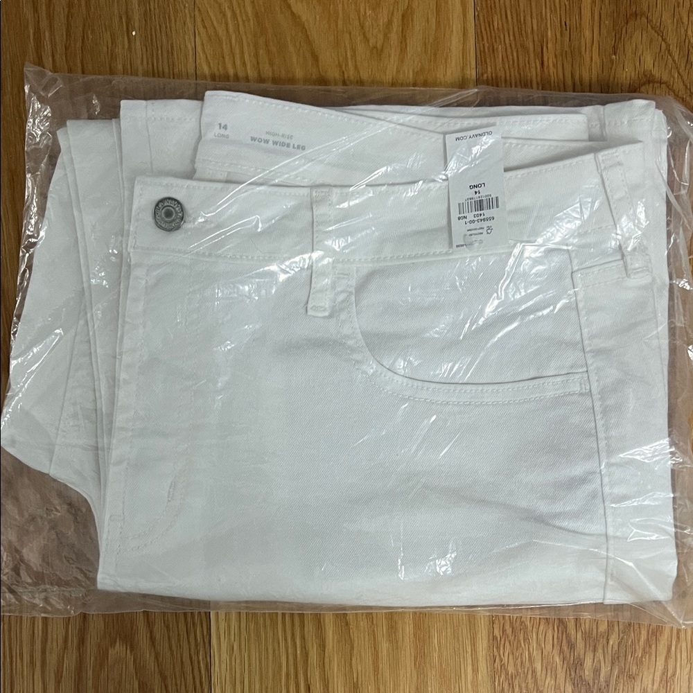 Old Navy White High Rise Wide Leg Jeans